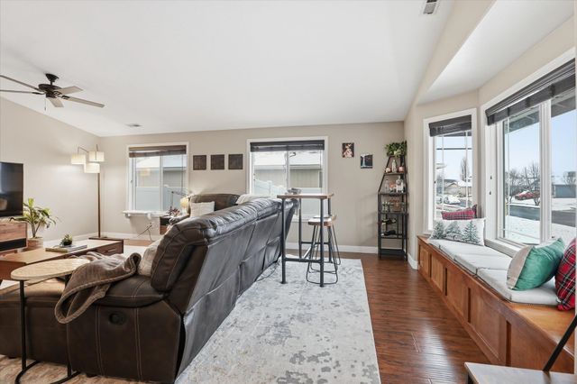 9610 W Asher Dr, Cheney, WA 99004