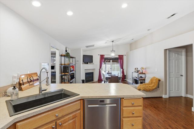 9610 W Asher Dr, Cheney, WA 99004