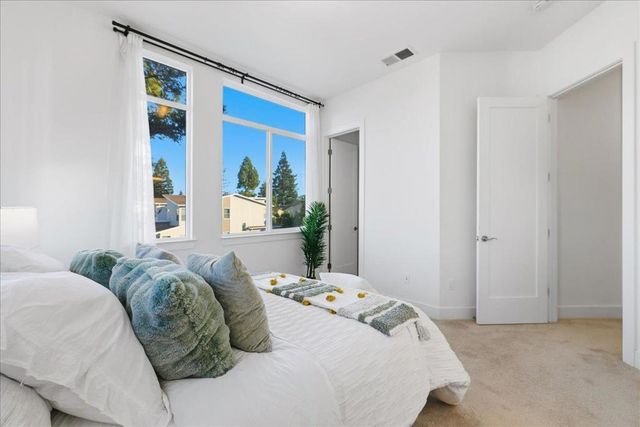 1121 Karlstad Drive, Sunnyvale, CA 94089