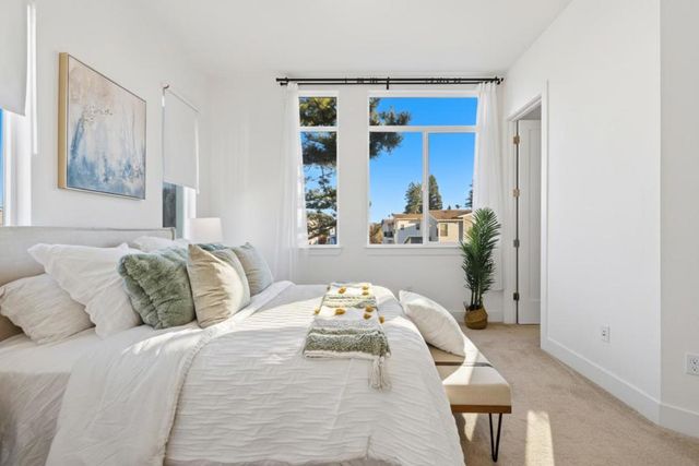 1121 Karlstad Drive, Sunnyvale, CA 94089