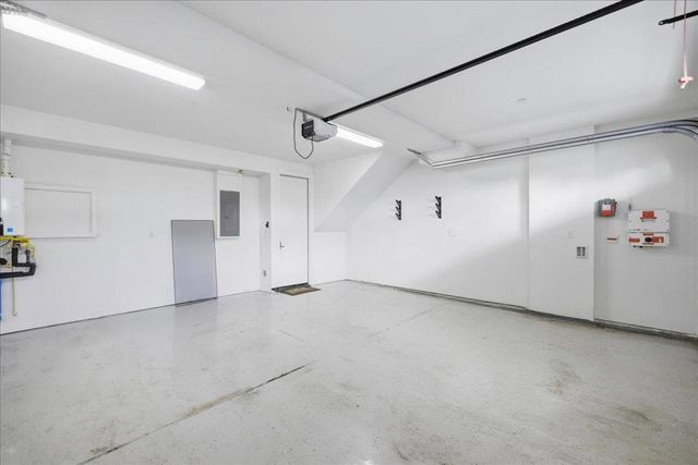 1121 Karlstad Drive, Sunnyvale, CA 94089