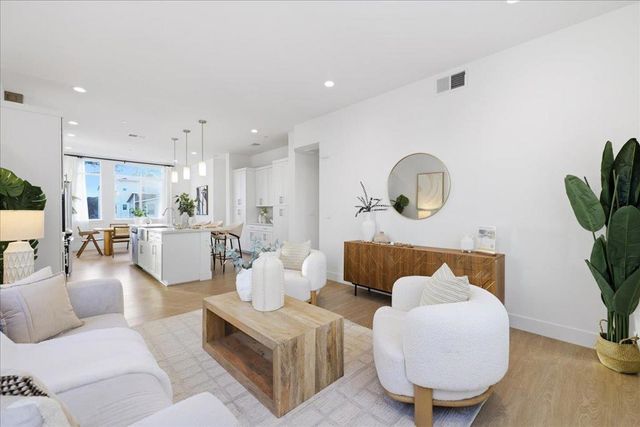 1121 Karlstad Drive, Sunnyvale, CA 94089