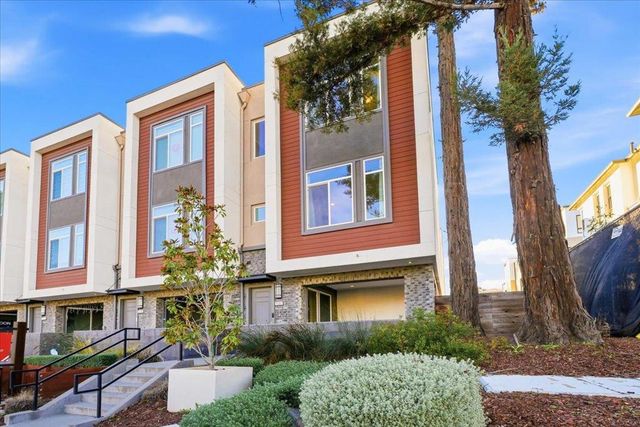 1121 Karlstad Drive, Sunnyvale, CA 94089