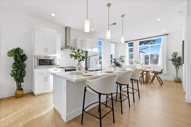 1121 Karlstad Drive, Sunnyvale, CA 94089