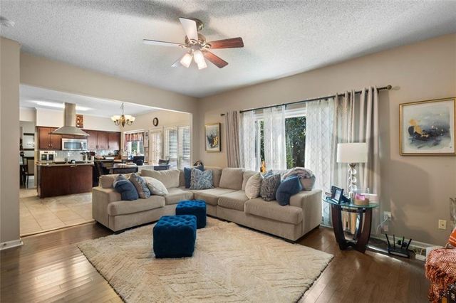 2555 Kingsbrooke Lane, Duluth, GA 30097