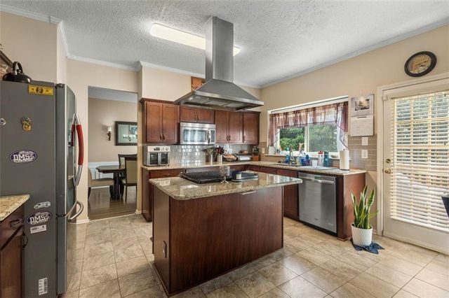 2555 Kingsbrooke Lane, Duluth, GA 30097