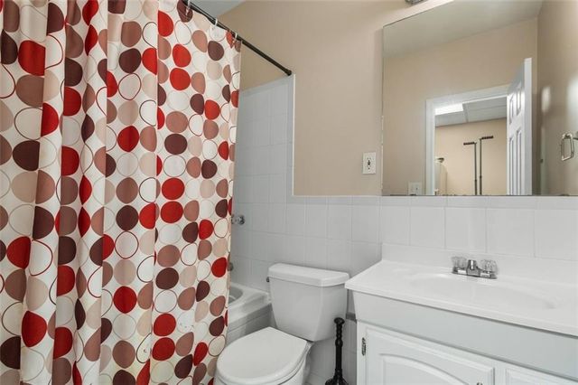2555 Kingsbrooke Lane, Duluth, GA 30097