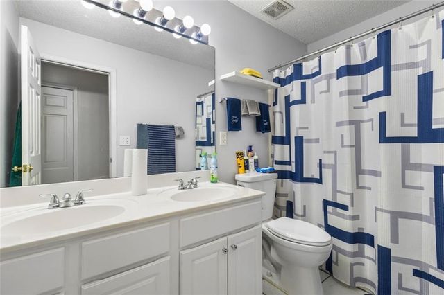 2555 Kingsbrooke Lane, Duluth, GA 30097