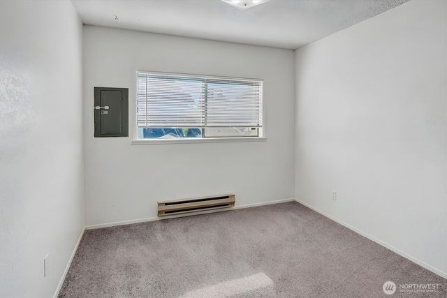 3453 California Avenue SW, Seattle, WA 98116
