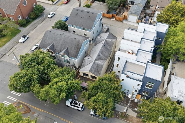 3453 California Avenue SW, Seattle, WA 98116