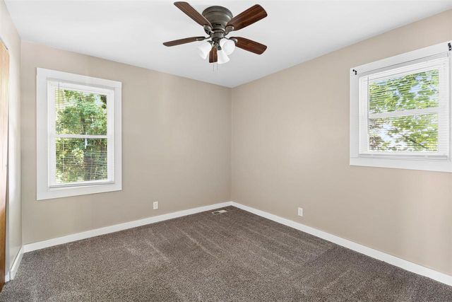 937 GAIL AVENUE, Neenah, WI 54956