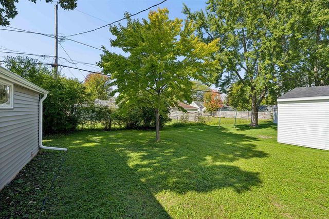 937 GAIL AVENUE, Neenah, WI 54956
