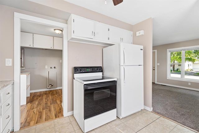 937 GAIL AVENUE, Neenah, WI 54956