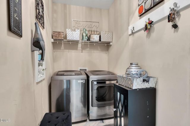 916 Bridlemine Drive, Fuquay Varina, NC 27526