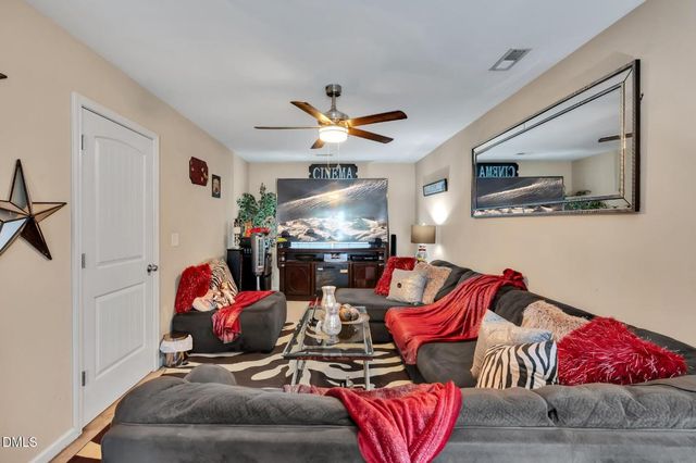 916 Bridlemine Drive, Fuquay Varina, NC 27526