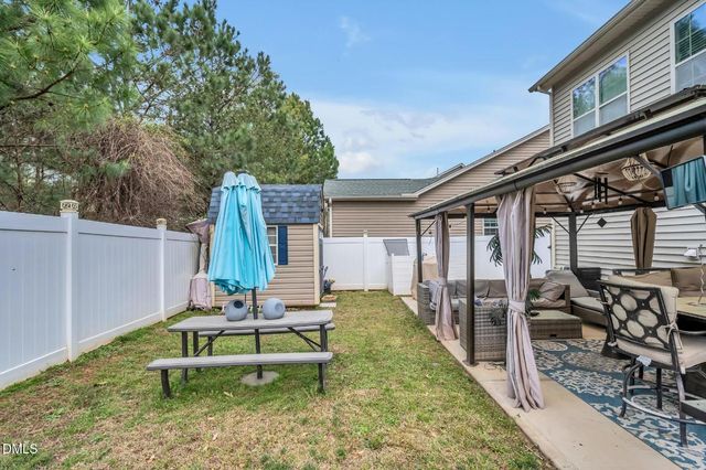 916 Bridlemine Drive, Fuquay Varina, NC 27526