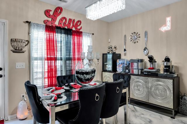 916 Bridlemine Drive, Fuquay Varina, NC 27526