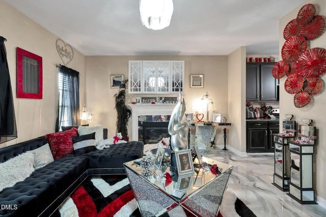 916 Bridlemine Drive, Fuquay Varina, NC 27526