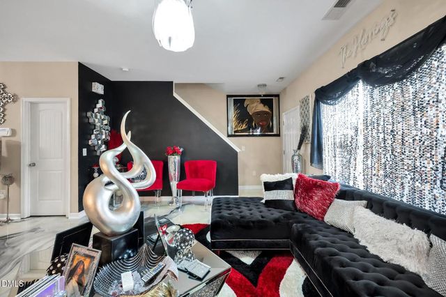 916 Bridlemine Drive, Fuquay Varina, NC 27526