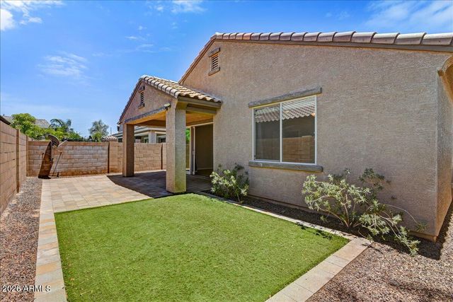 12026 W TETHER Trail, Peoria, AZ 85383