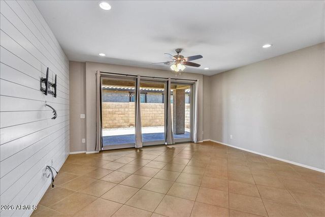 12026 W TETHER Trail, Peoria, AZ 85383