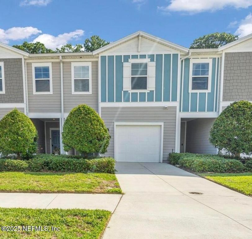 2571 SANDY DUNE Drive, Jacksonville, FL 32233