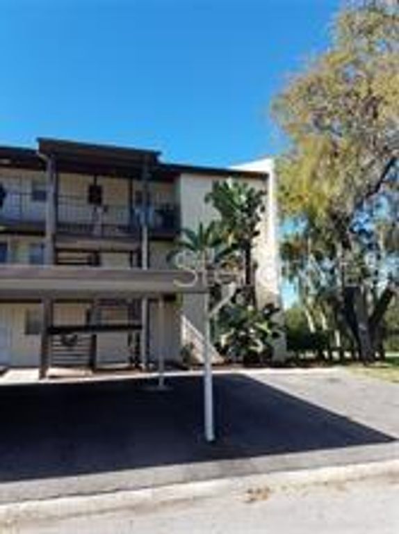 5245 AMULET DRIVE 309, New Port Richey, FL 34652