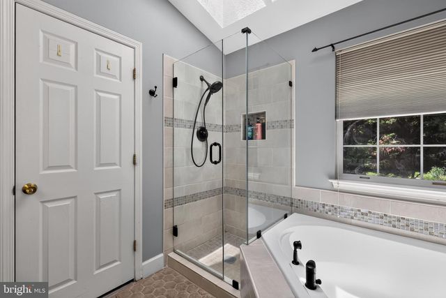 10 AUGUSTINE CT, Gaithersburg, MD 20879