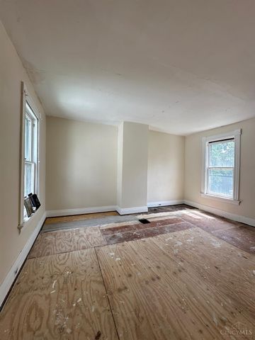 5330 Whetsel Avenue, Cincinnati, OH 45227