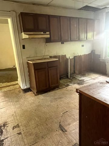 5330 Whetsel Avenue, Cincinnati, OH 45227