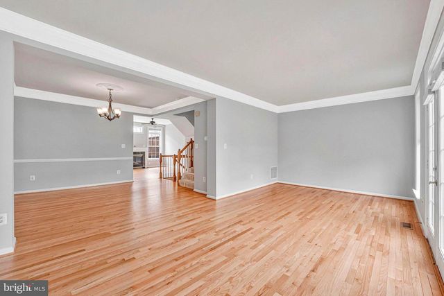 2849 LAURA GAE CIR, Vienna, VA 22180