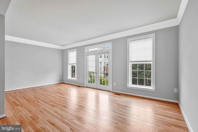 2849 LAURA GAE CIR, Vienna, VA 22180