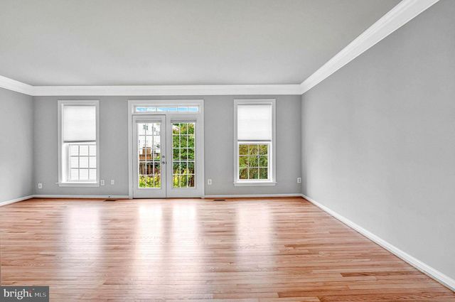2849 LAURA GAE CIR, Vienna, VA 22180