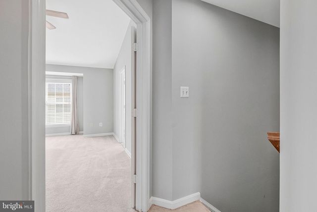 2849 LAURA GAE CIR, Vienna, VA 22180