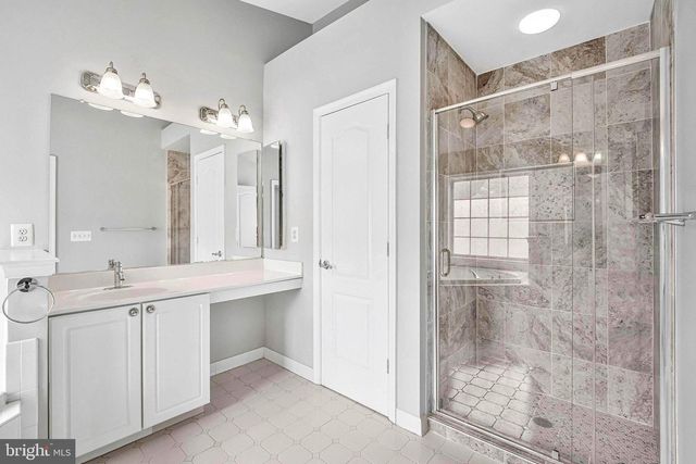 2849 LAURA GAE CIR, Vienna, VA 22180