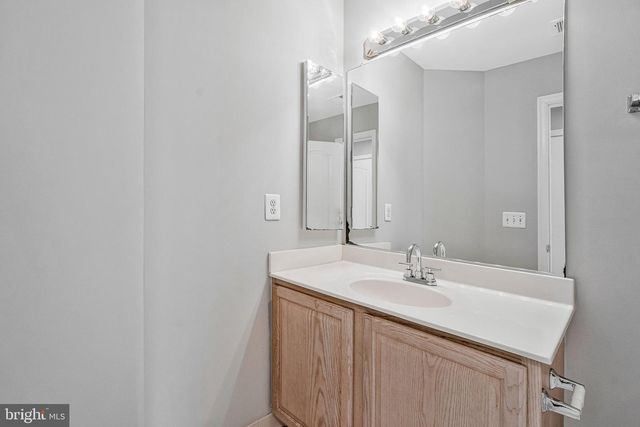 2849 LAURA GAE CIR, Vienna, VA 22180