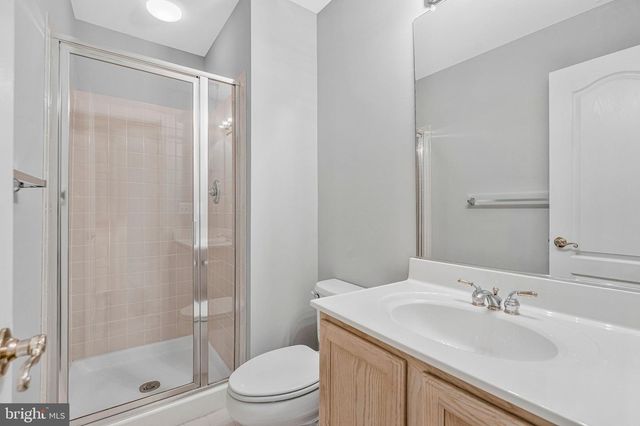 2849 LAURA GAE CIR, Vienna, VA 22180