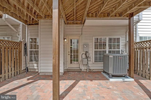 2849 LAURA GAE CIR, Vienna, VA 22180