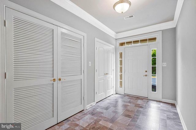 2849 LAURA GAE CIR, Vienna, VA 22180