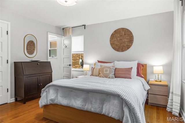 7225 Amherst Avenue, University City, MO 63130