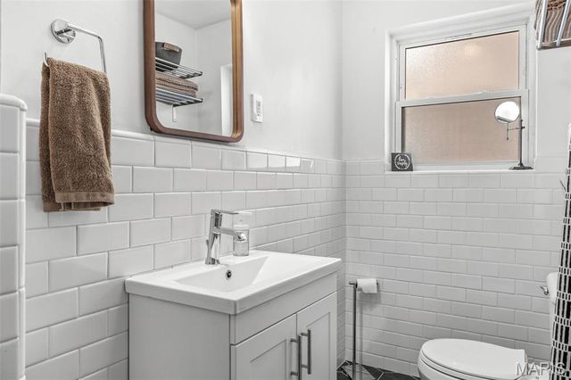 7225 Amherst Avenue, University City, MO 63130