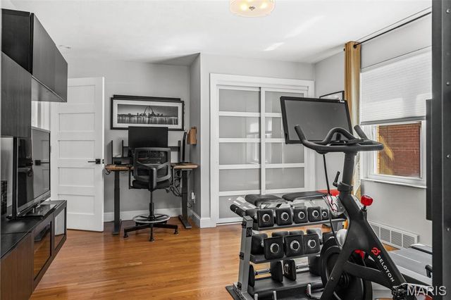 7225 Amherst Avenue, University City, MO 63130