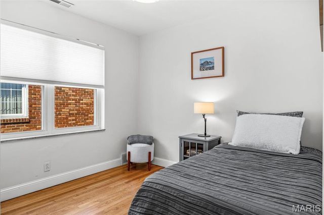 7225 Amherst Avenue, University City, MO 63130
