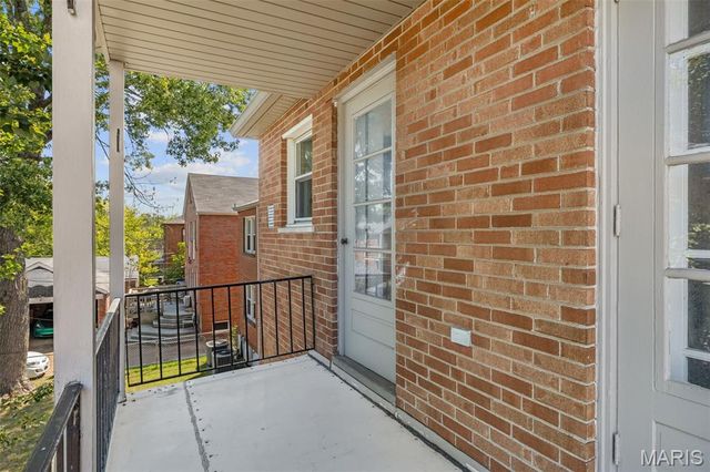 7225 Amherst Avenue, University City, MO 63130