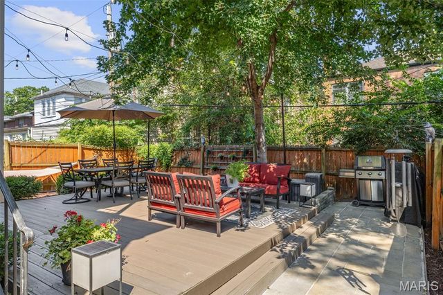 7225 Amherst Avenue, University City, MO 63130