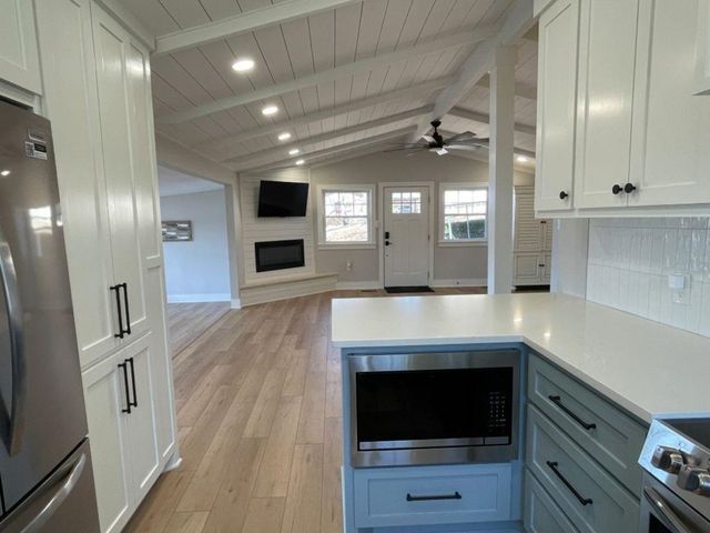 839 Lakeview Dr, Jefferson, TX 75657