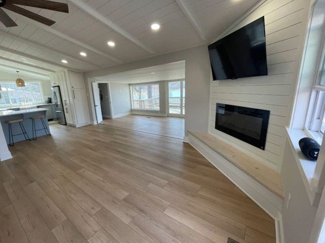 839 Lakeview Dr, Jefferson, TX 75657