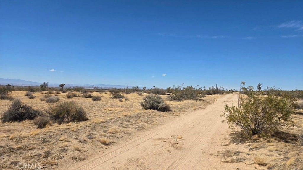Image 1 of property listing at 0 147th St E vicinity Capleton Dr (Ave G4), Lancaster, CA 93535