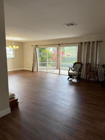 340 Orange Tree Drive 1, Atlantis, FL 33462