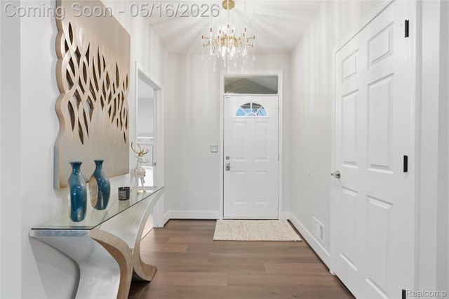 1945 Avalon Drive, Sterling Heights, MI 48310